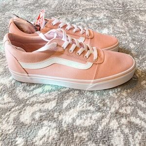❌ SOLD NWT Vans Sneakers